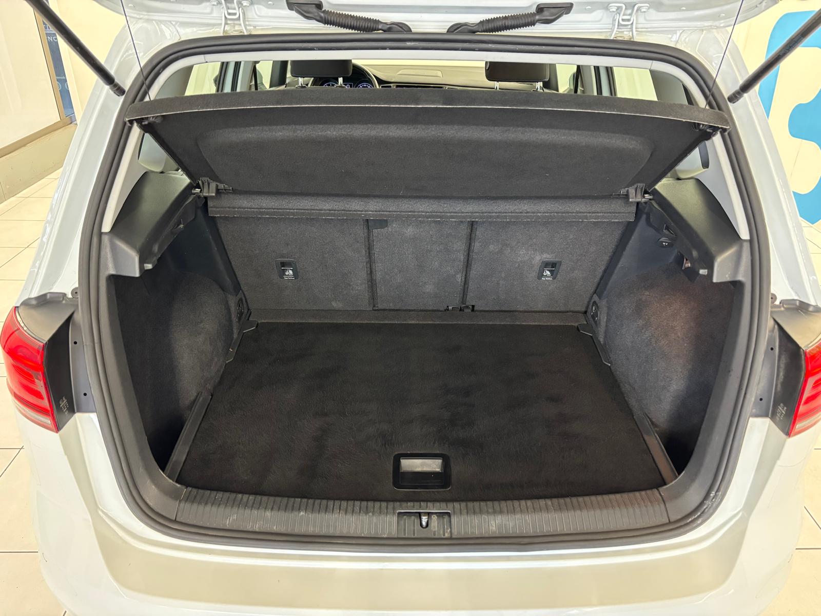 GOLF SPORTSVAN TSI 115 BLUEMOTION TECHNOLOGY DSG7 CONNECT