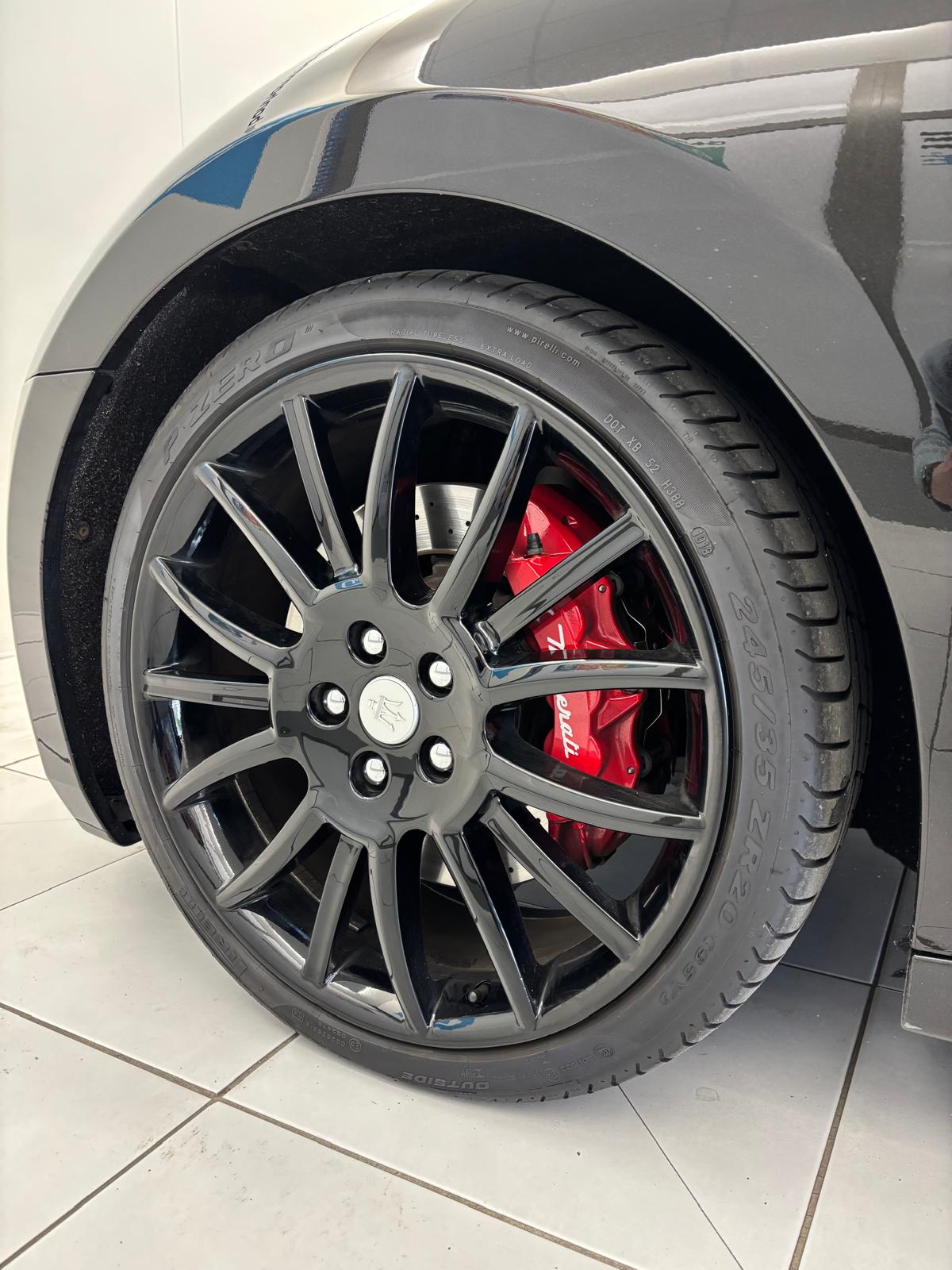 4.7 V8 440 BOITE F1 MASERATI