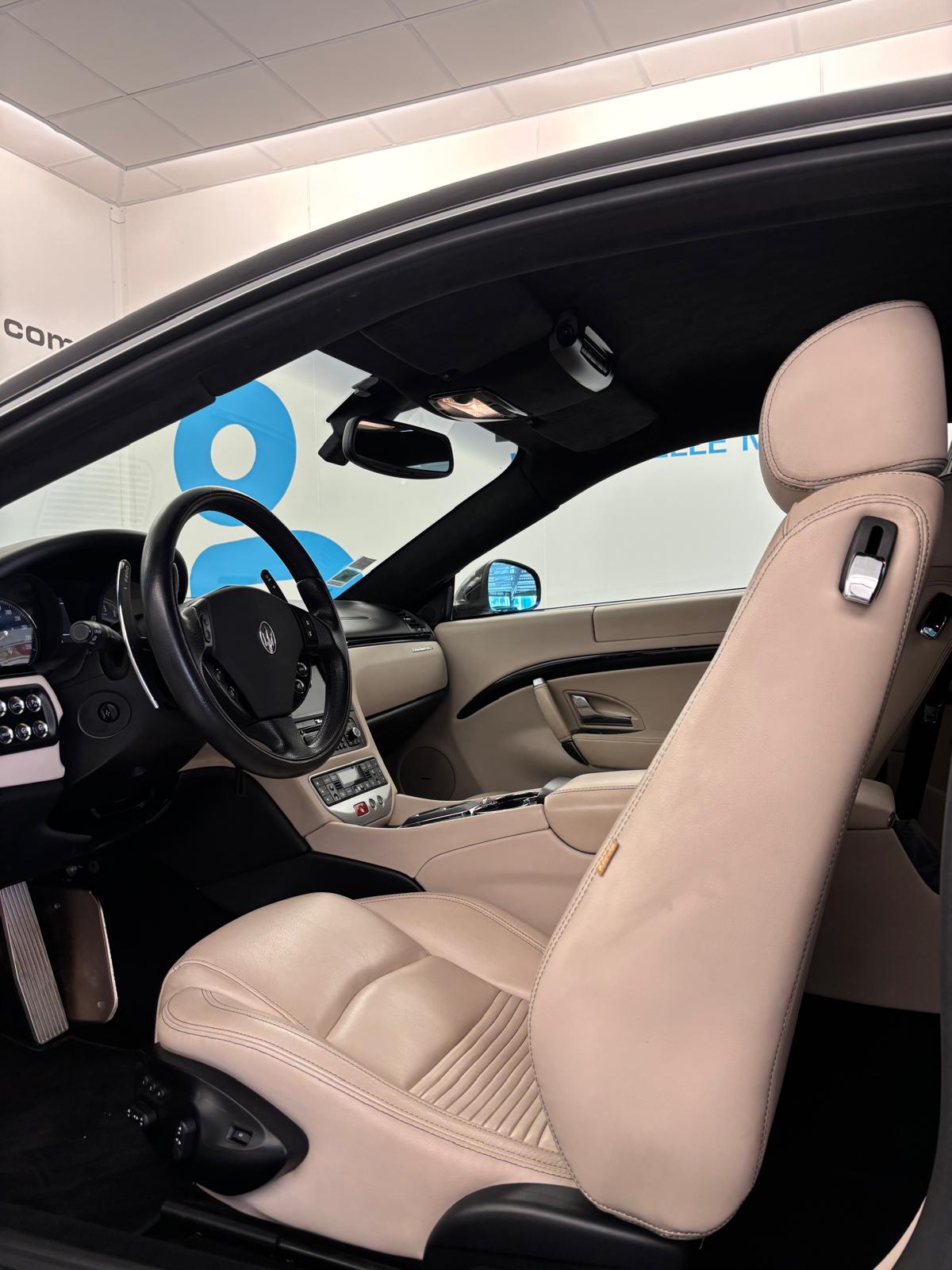 4.7 V8 440 BOITE F1 MASERATI