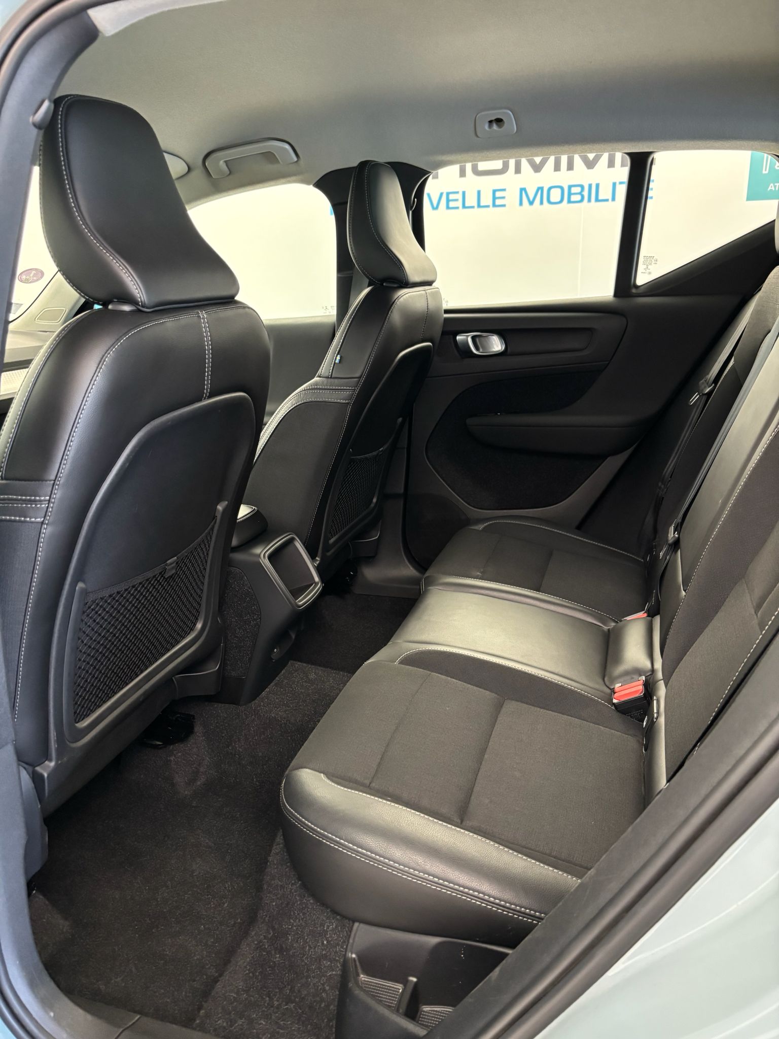 XC40 T3 156 MOMENTUM
