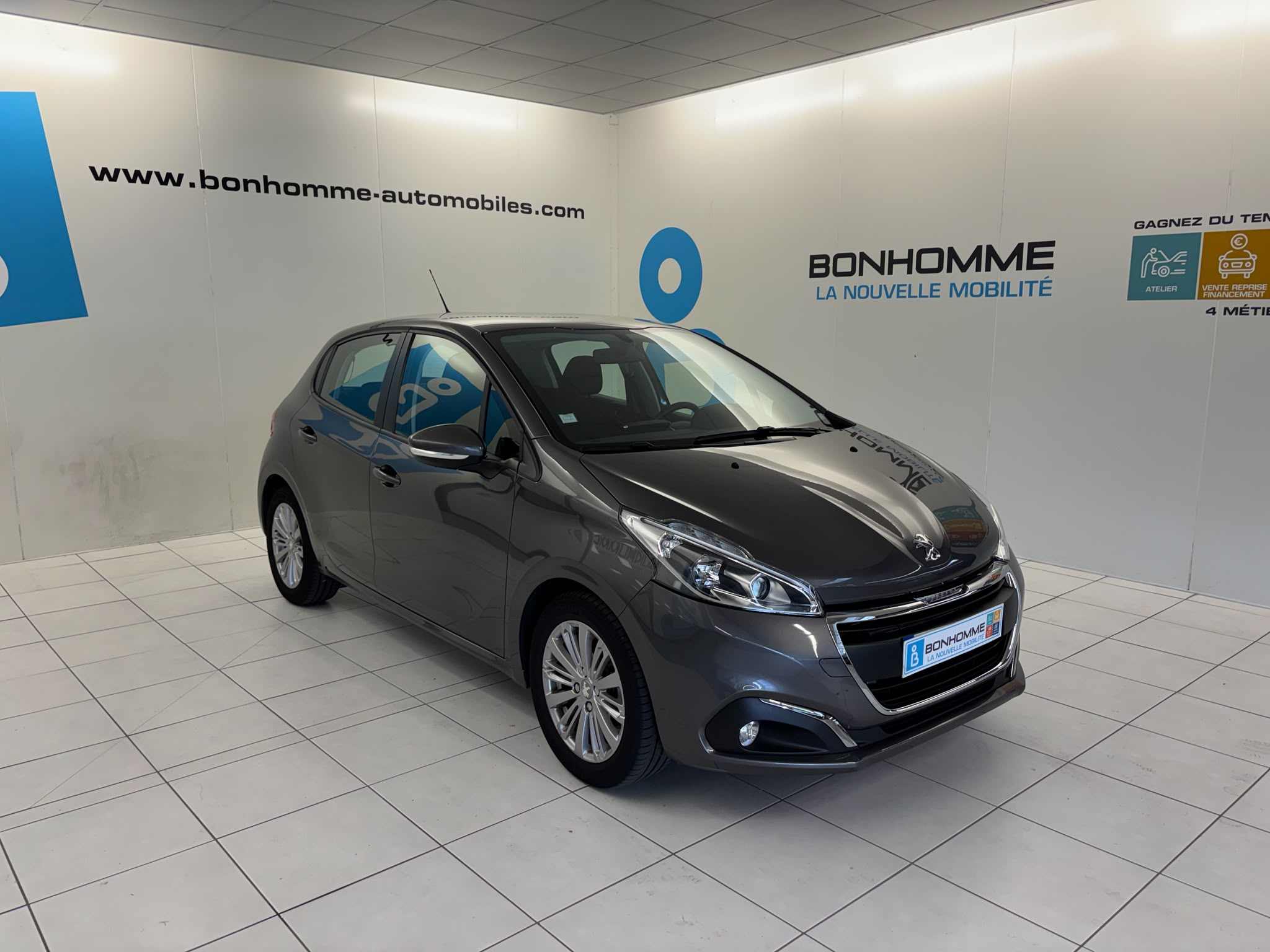 208 ESSENCE 82CV SIGNATURE