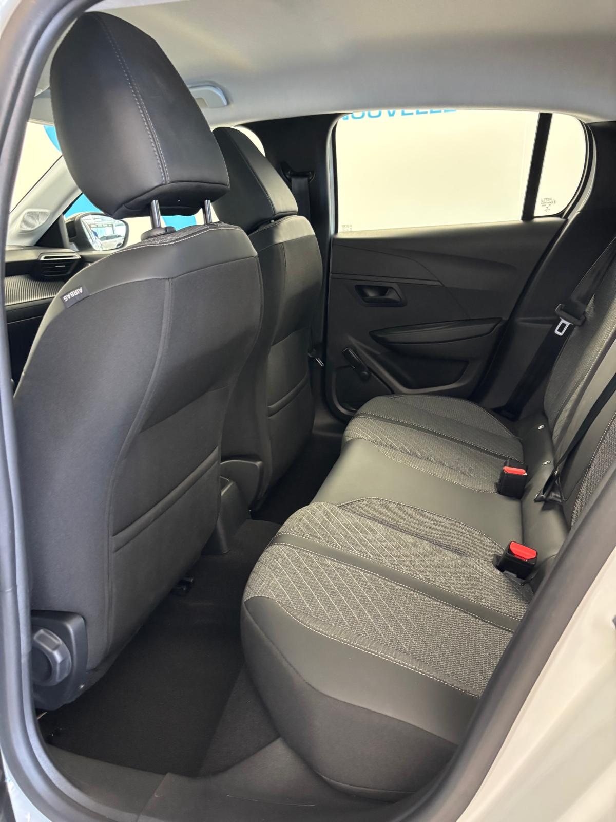 208 II BLUEHDI 100 PREMIUM